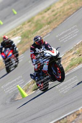 media/Oct-14-2023-TrackXperience (Sat) [[0517685739]]/Level 1/session 5 turn 12/